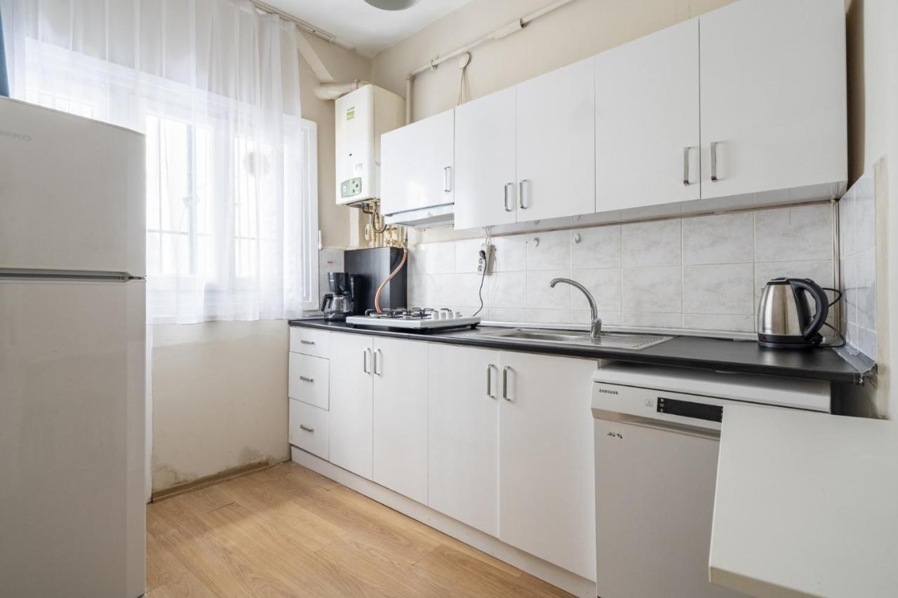 Modern Flat Near Popular Attractions In Beyoglu Daire İstanbul Dış mekan fotoğraf
