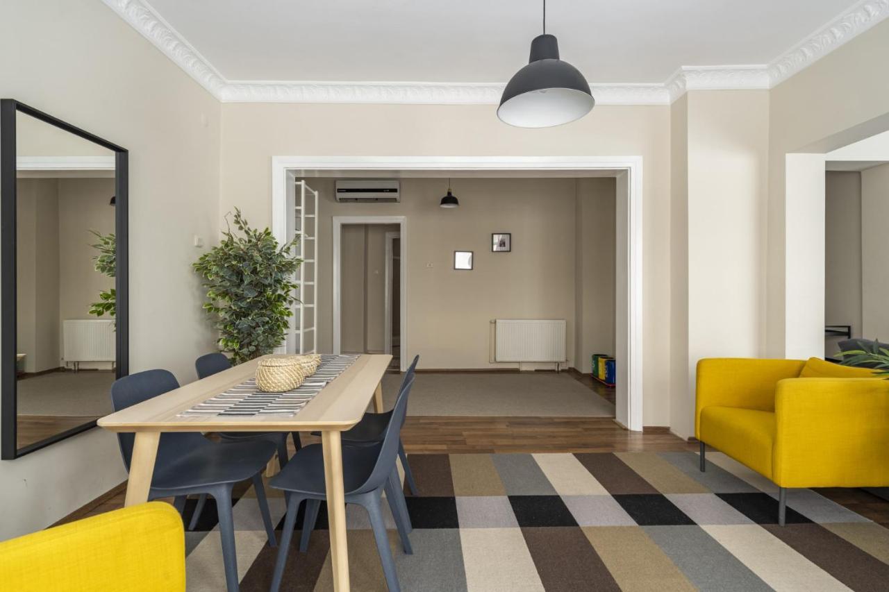 Modern Flat Near Popular Attractions In Beyoglu Daire İstanbul Dış mekan fotoğraf